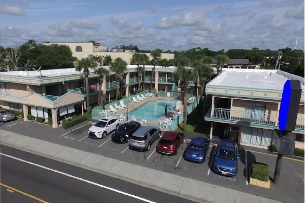 Royal Palace Inn And Suites Myrtle Beach Ocean Blvd Buitenkant foto