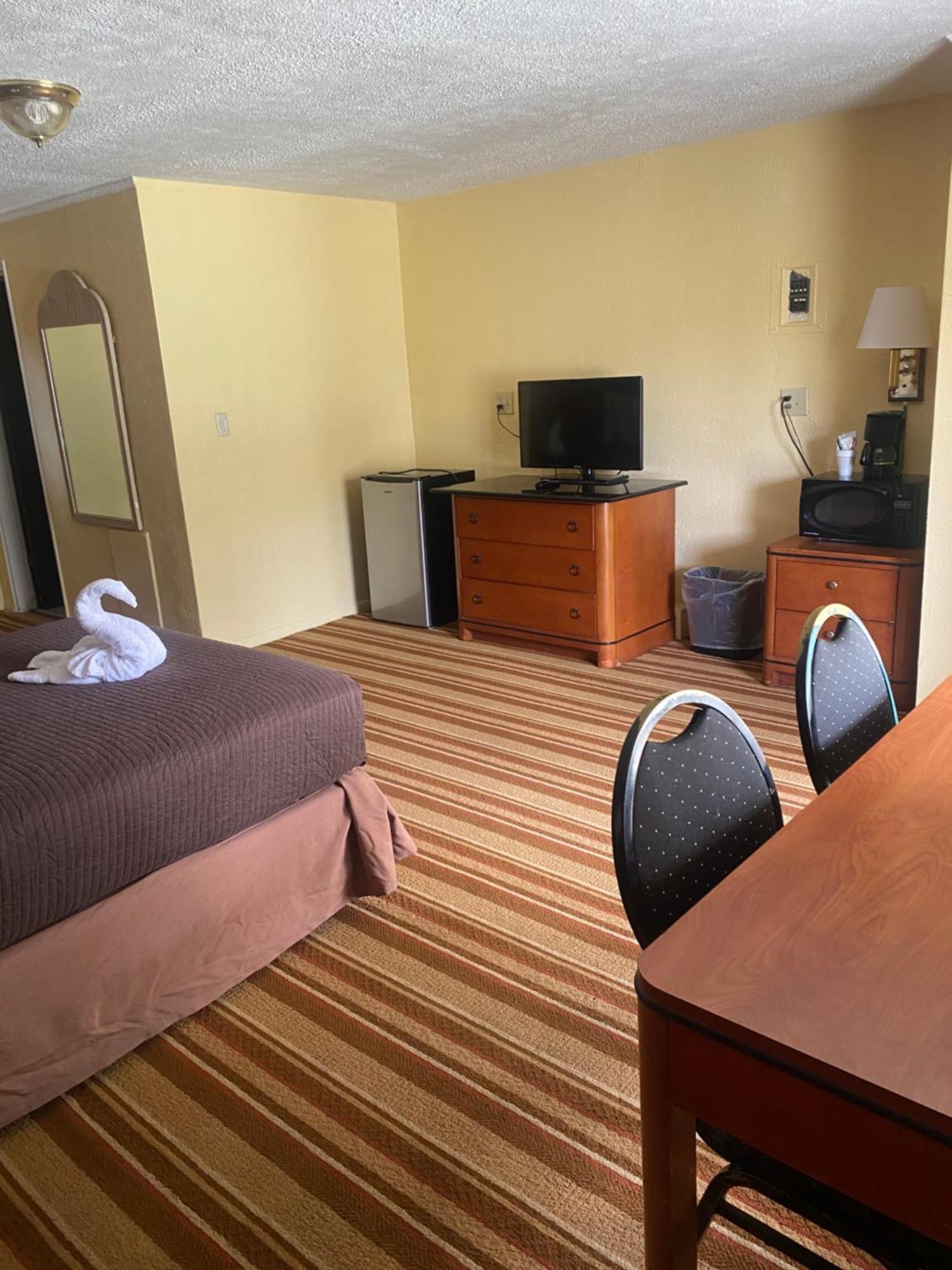 Royal Palace Inn And Suites Myrtle Beach Ocean Blvd Buitenkant foto