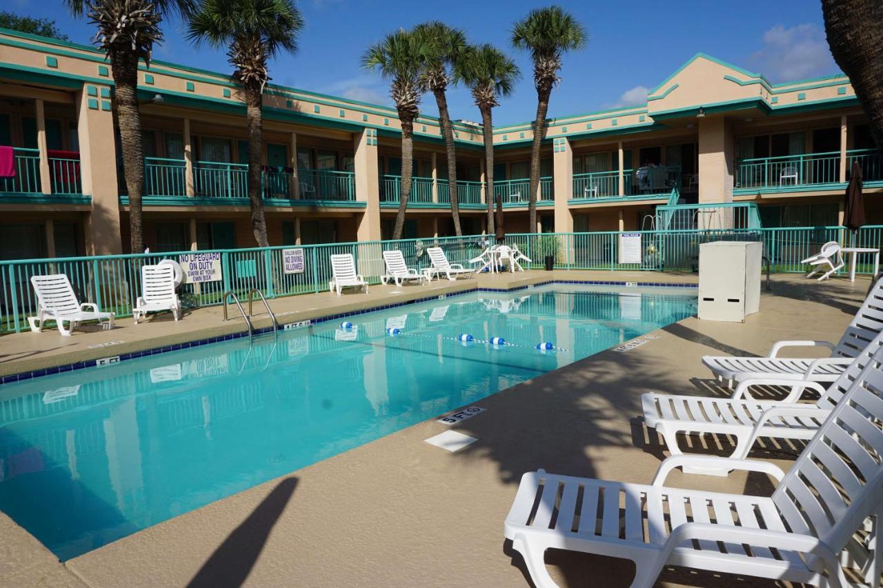 Royal Palace Inn And Suites Myrtle Beach Ocean Blvd Buitenkant foto